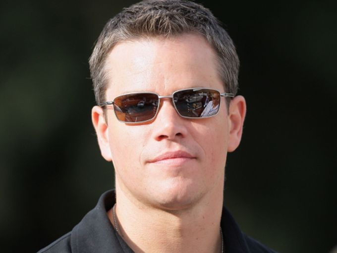 Мат Деймън създаде екологична бутилка за вода