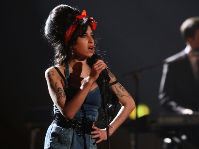 Бащата на Ейми Уайнхаус не позволява да се снима филм за нея