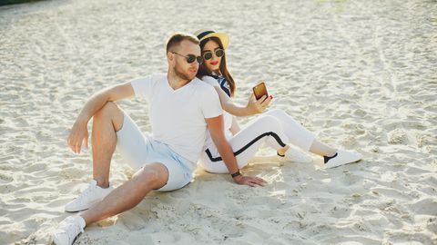 Седмицата носи емоционален заряд игриви флиртове и моменти на интимна