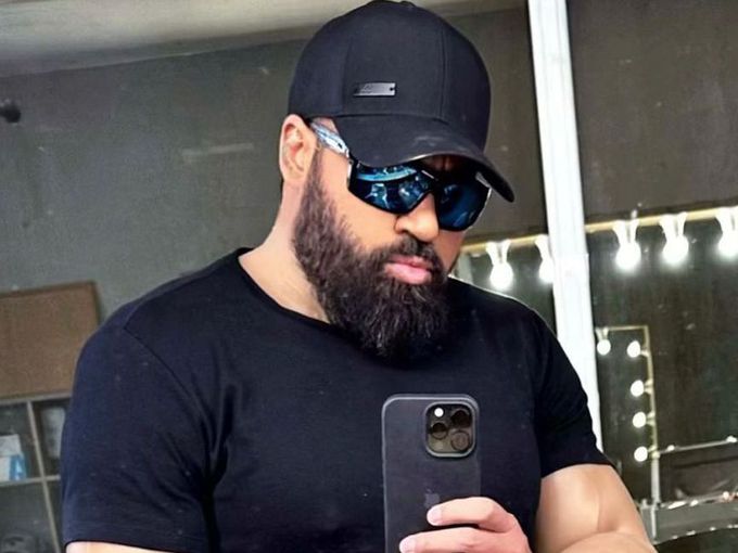 Уникално: Бионсе поиска от Азис да снима в апартамента му в Лас Вегас