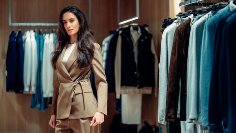 Премиум материи за максимален комфорт и елегантен силует без възраст