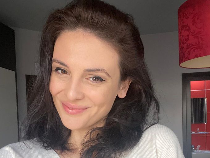 Диана Димитрова се спусна в мистериозна хайдушка пещера (Снимка)