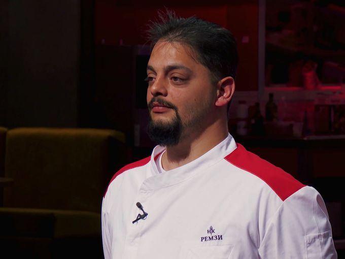 Денис Ремзи напусна "Кухнята на Ада" на крачка от Черните куртки