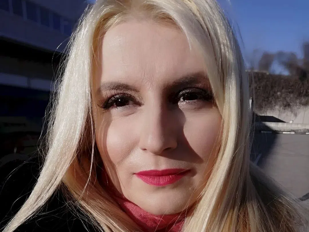 Елена Атанасова с култови признания след "Капките"