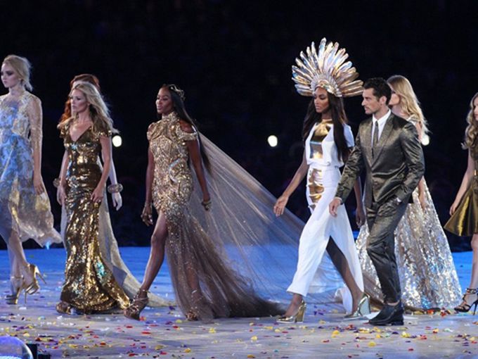 Златните момичета и дизайнери на британската мода