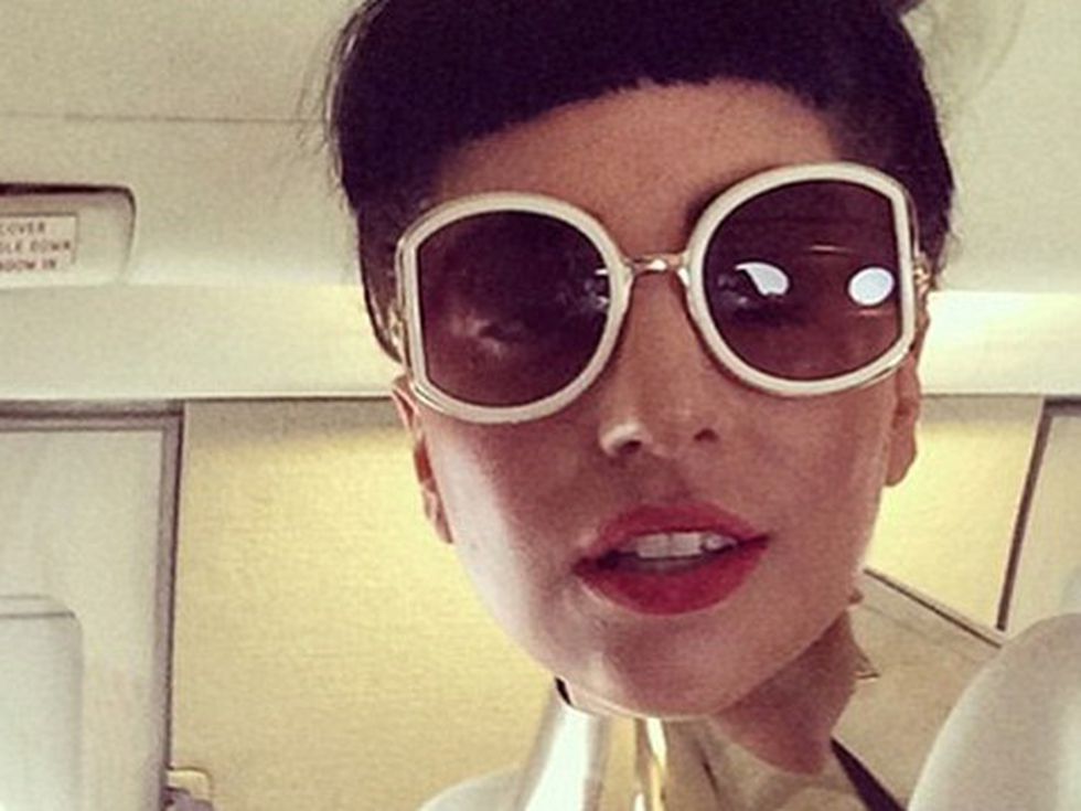 И Гага извади гърда на показ (снимка)