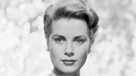 На 12 ноември 1929 г се ражда Грейс Кели една