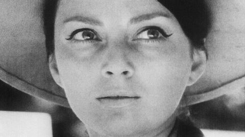 На 12 декември 1938 г се ражда едно от най