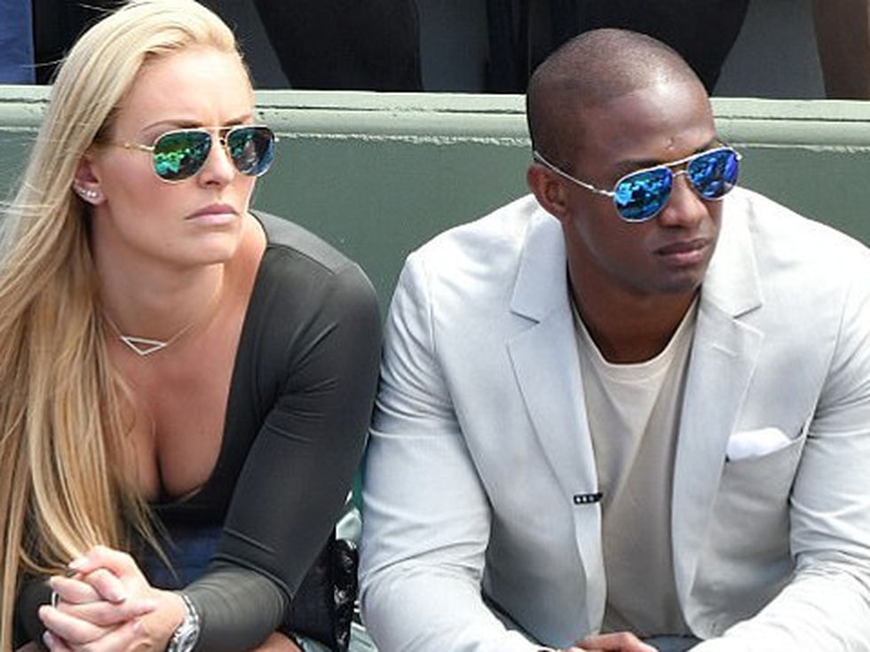 Линдзи Вон показа бельото си в Париж