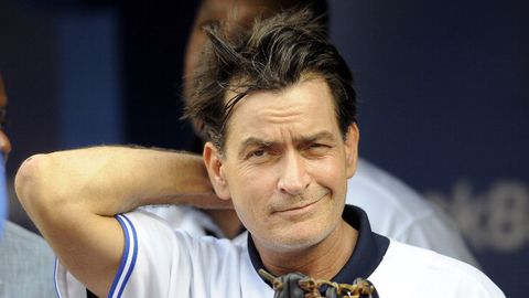 Днес рожден ден има любимият ни Чичо Чарли Той е