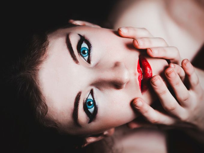 Как да направим контурите на лицето спрямо формата му