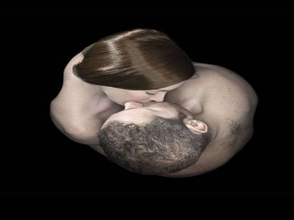 Ако човек говори на Бога, а Любов няма, Бог не му отговаря.(П. Дънов)