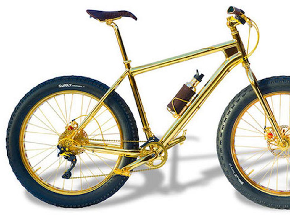 Колело, блестящо от злато