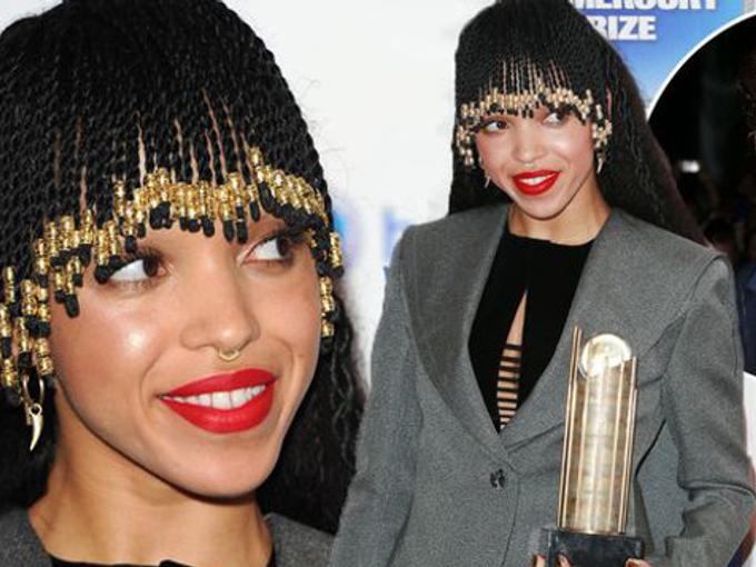 Приятелката на Робърт Патинсън – FKA twigs