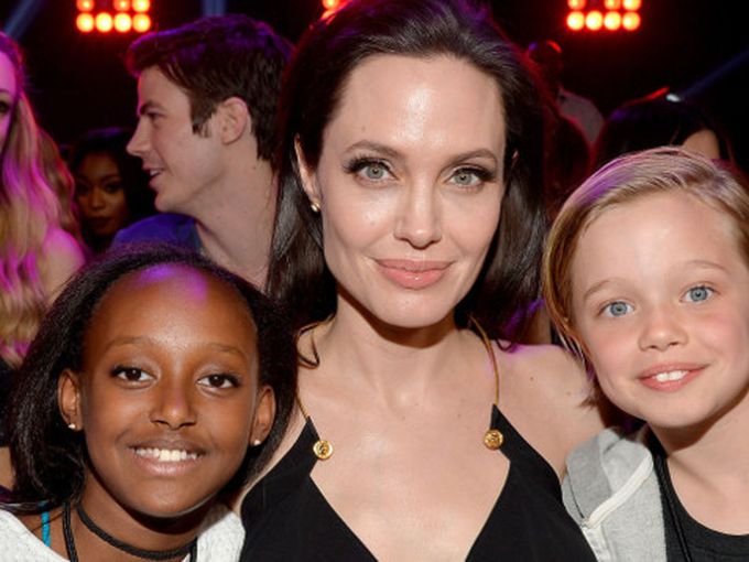 Отнемат дъщерята на Анджелина