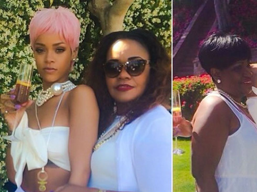 Риана на бебешко парти на братовчедка си