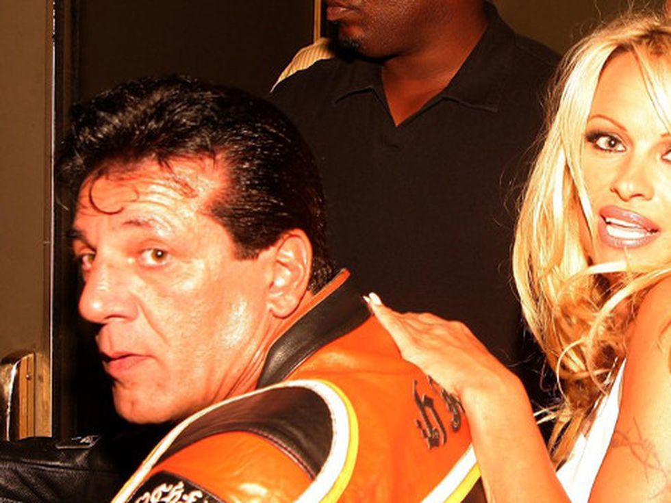 Памела се върна при голямата си любов!