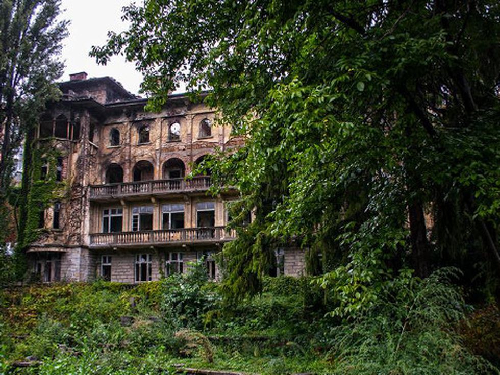 Сиропиталище тъне в разруха