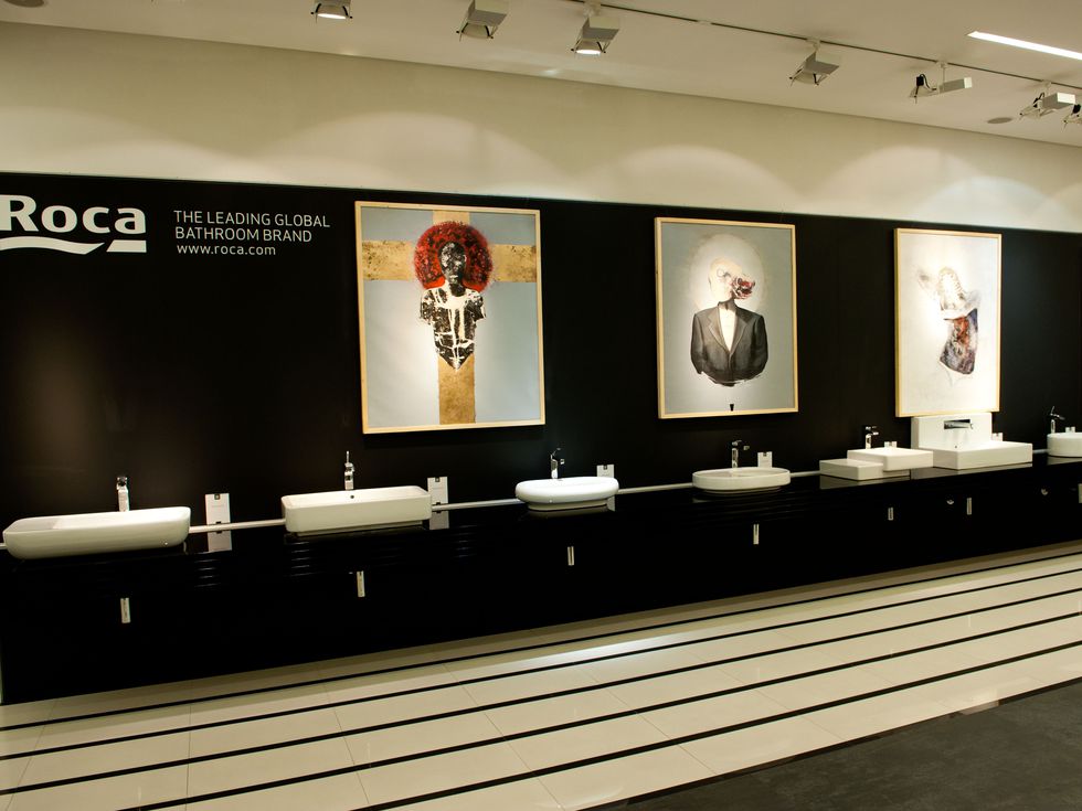 Изложбата “Пепел от стих” на испанския художник Фернандо Ервас е открита до 15 февруари 2014 г.