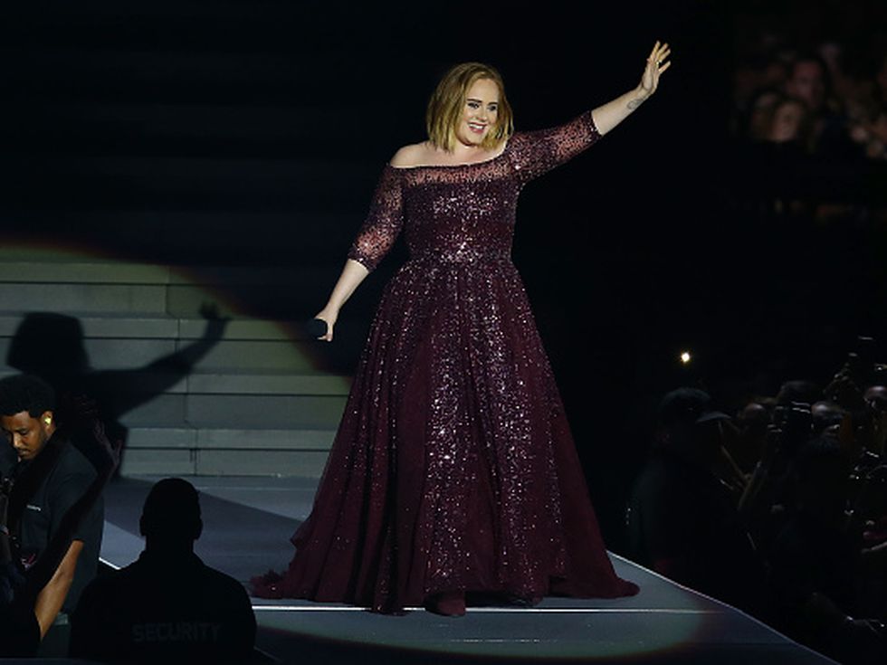 Адел най-накрая призна – омъжена съм!