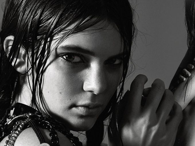 Кендал Дженър се сдоби с най-модерния пиърсинг