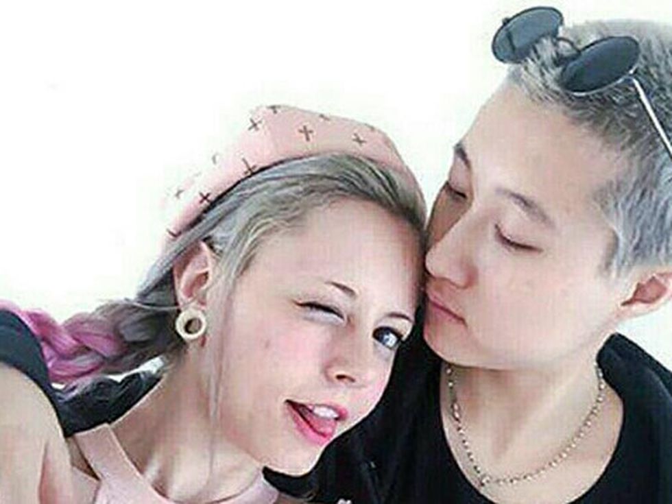 Дъщерята на Джеки Чан се омъжи за... жена (Снимки)