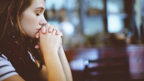 На 14 октомври Православната църква почита паметта на света великомъченица