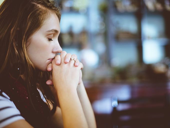 Почитаме паметта на Света Петка – покровителка на семейството