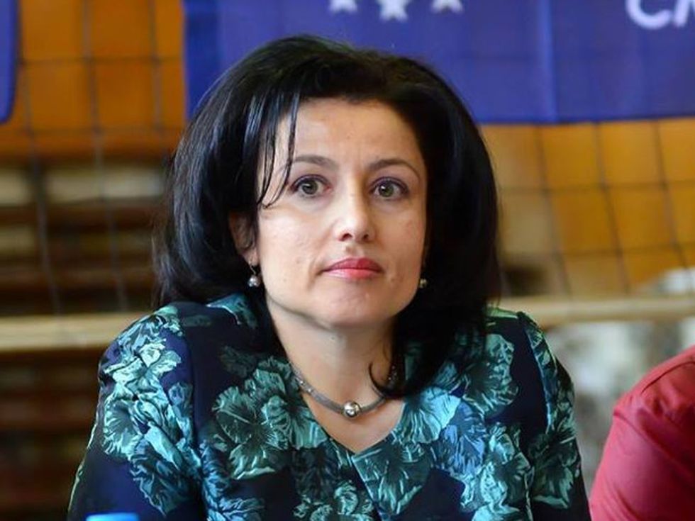 45-годишна депутатка роди близначки