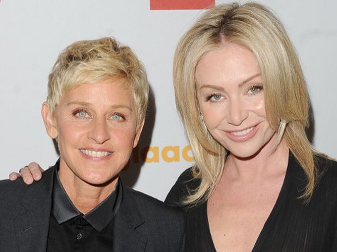 Вижте новата къща на Елън Дедженерис и Порша де Роси