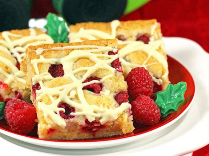 Малинов сладкиш с банани