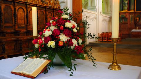 На 25 ноември Православната църква чества деня на Свети Климент