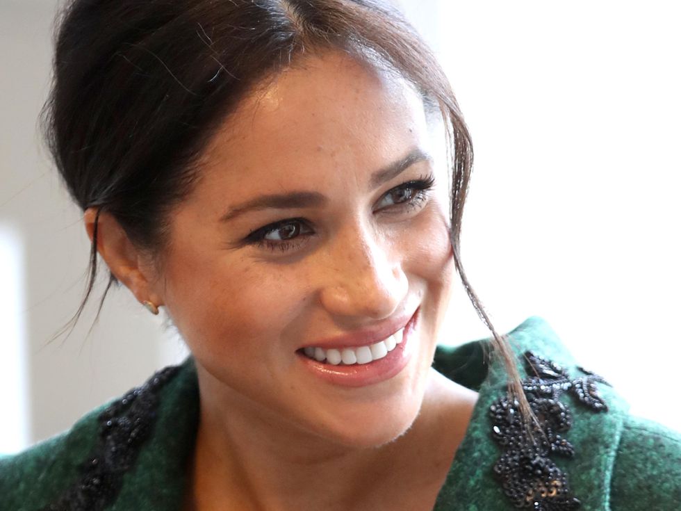 Защо не видяхме снимки на бебето на Меган и Хари?