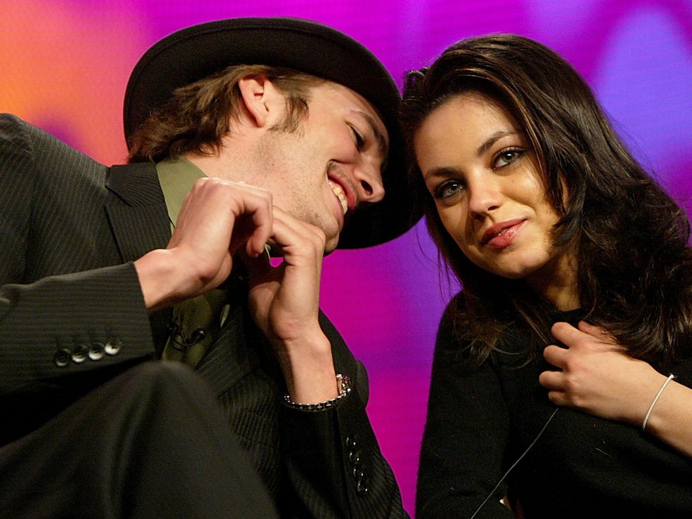 Мила Кунис: Меденият ми месец беше като разходка в ада!