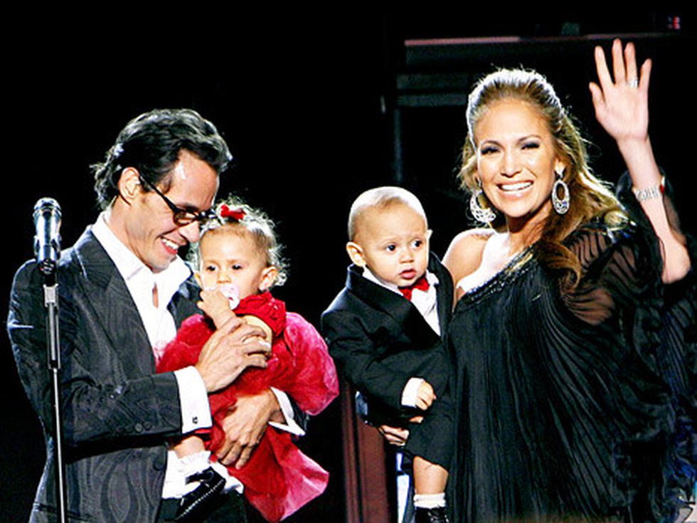 Близнаците на Джей Ло са на 10. Вижте колко са пораснали!