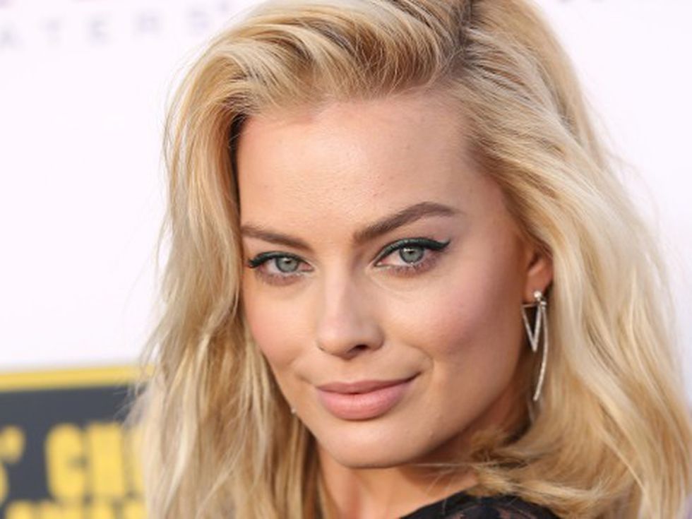 Марго Роби потвърди, че е омъжена