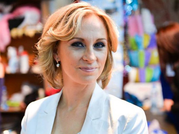 Нана: "Можем да говорим за рака на гърдата и с усмивка"