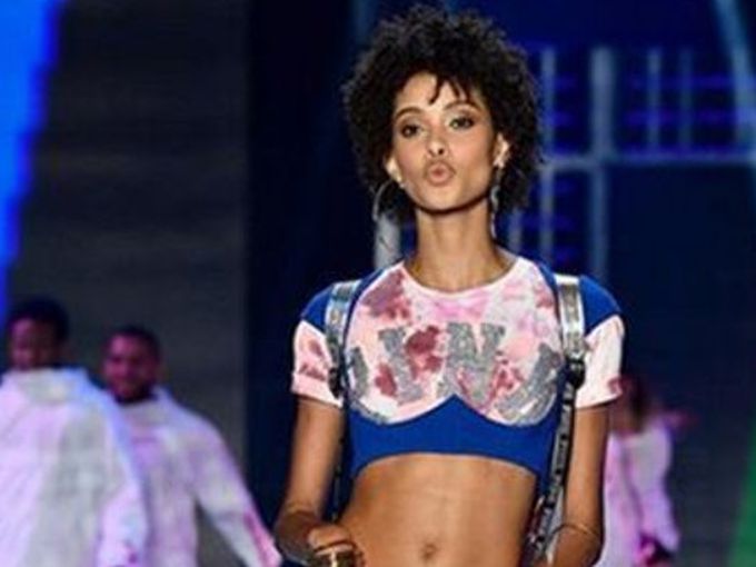 Новите екзотични моделки на Victoria's Secret
