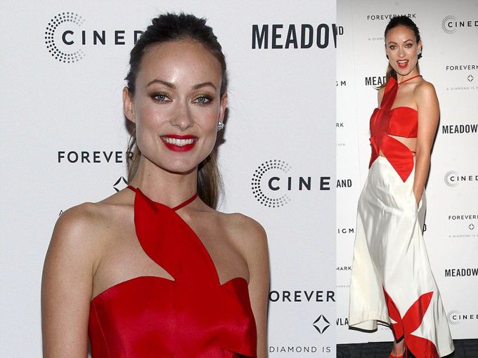 Да или не: Роклята с цвете на Оливия Уайлд