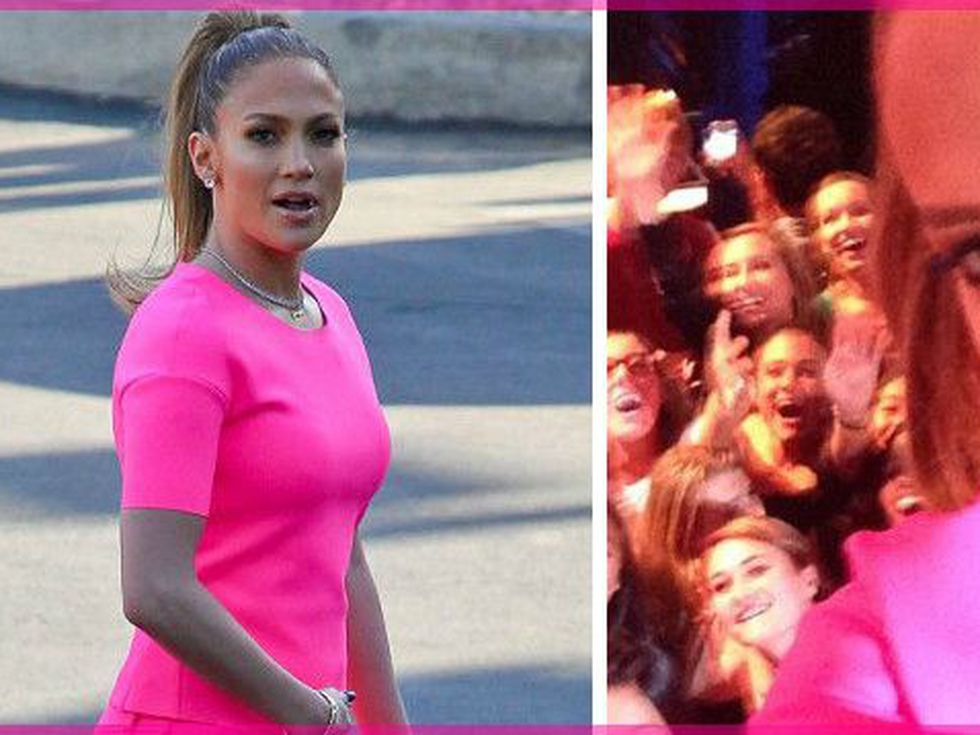 Дамата в розово