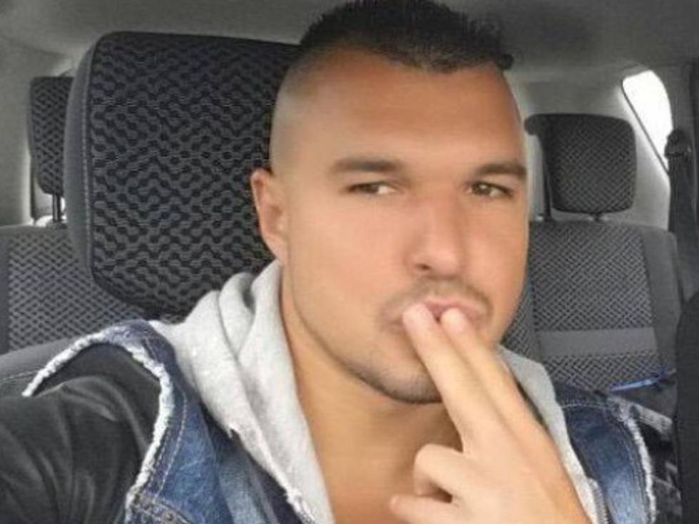 Валери Божинов пробива в театъра!
