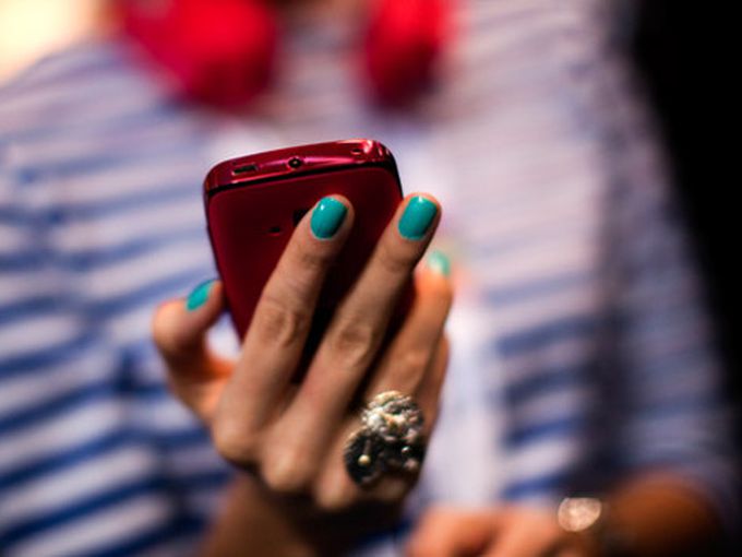 Колко пъти на ден говорите по телефона с НЕГО?