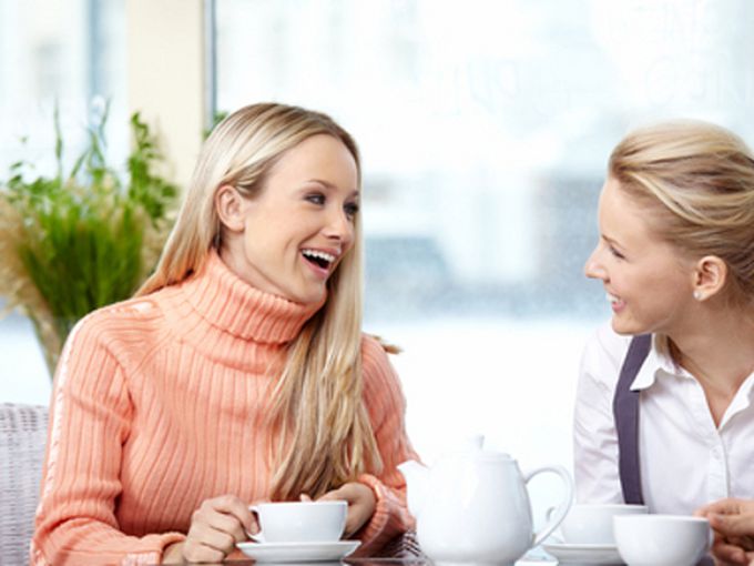 Разговори и орехи срещу деменция