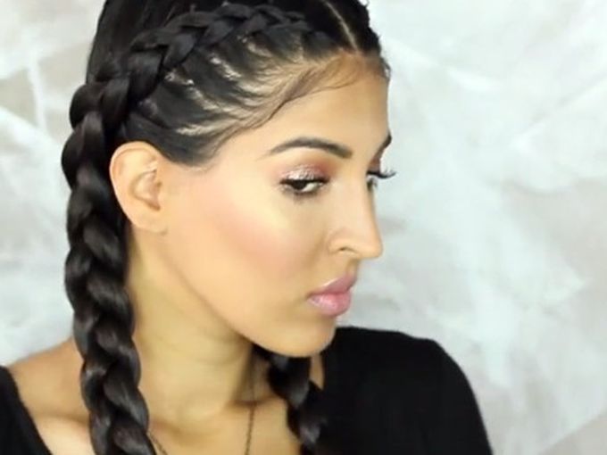 Сплетена прическа като на Клои Кардашиян