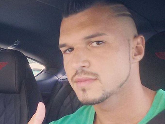 Валери Божинов спаси мъж от задушаване!