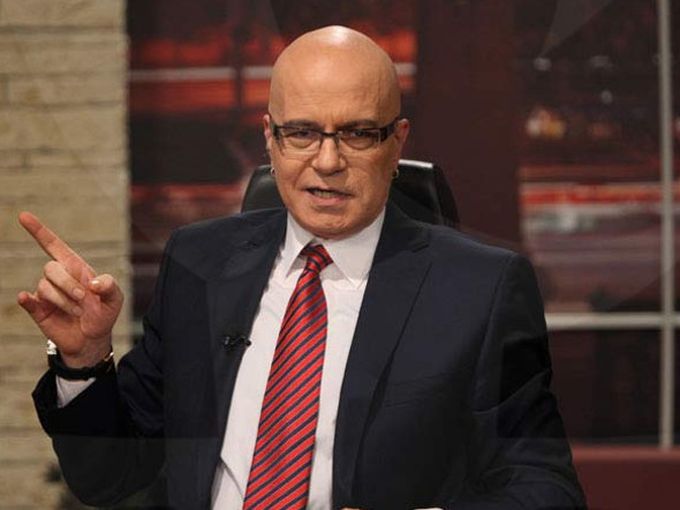 Слави обяви: Напускам Би Ти Ви (Видео)