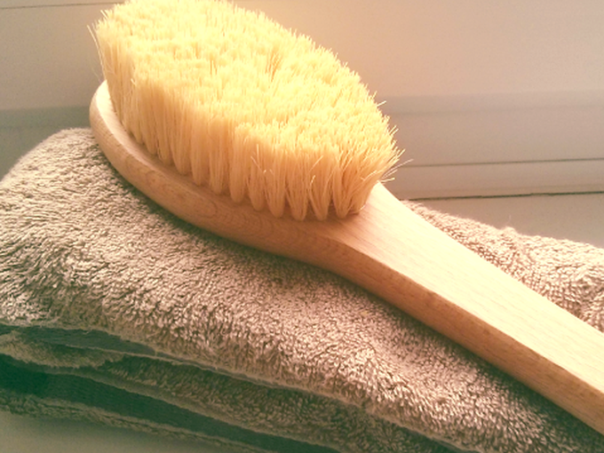 Не забравяйте "сухото четкане"!