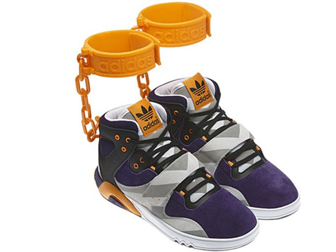 Adidas се отказват от кецовете с окови