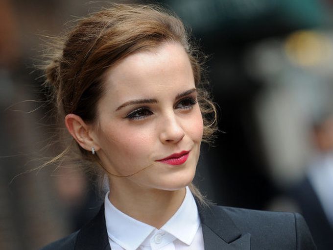 На уроци по йога при Ема Уотсън