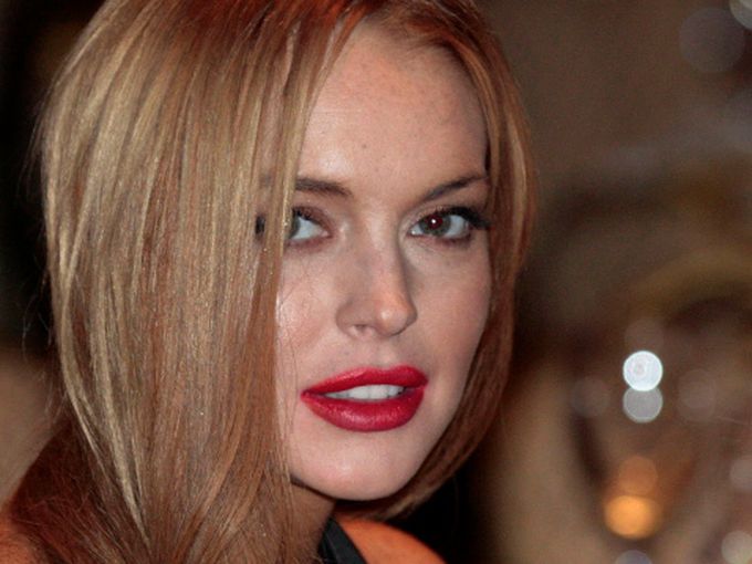 Линдзи Лоън откраднала гривна на Лиз Тейлър